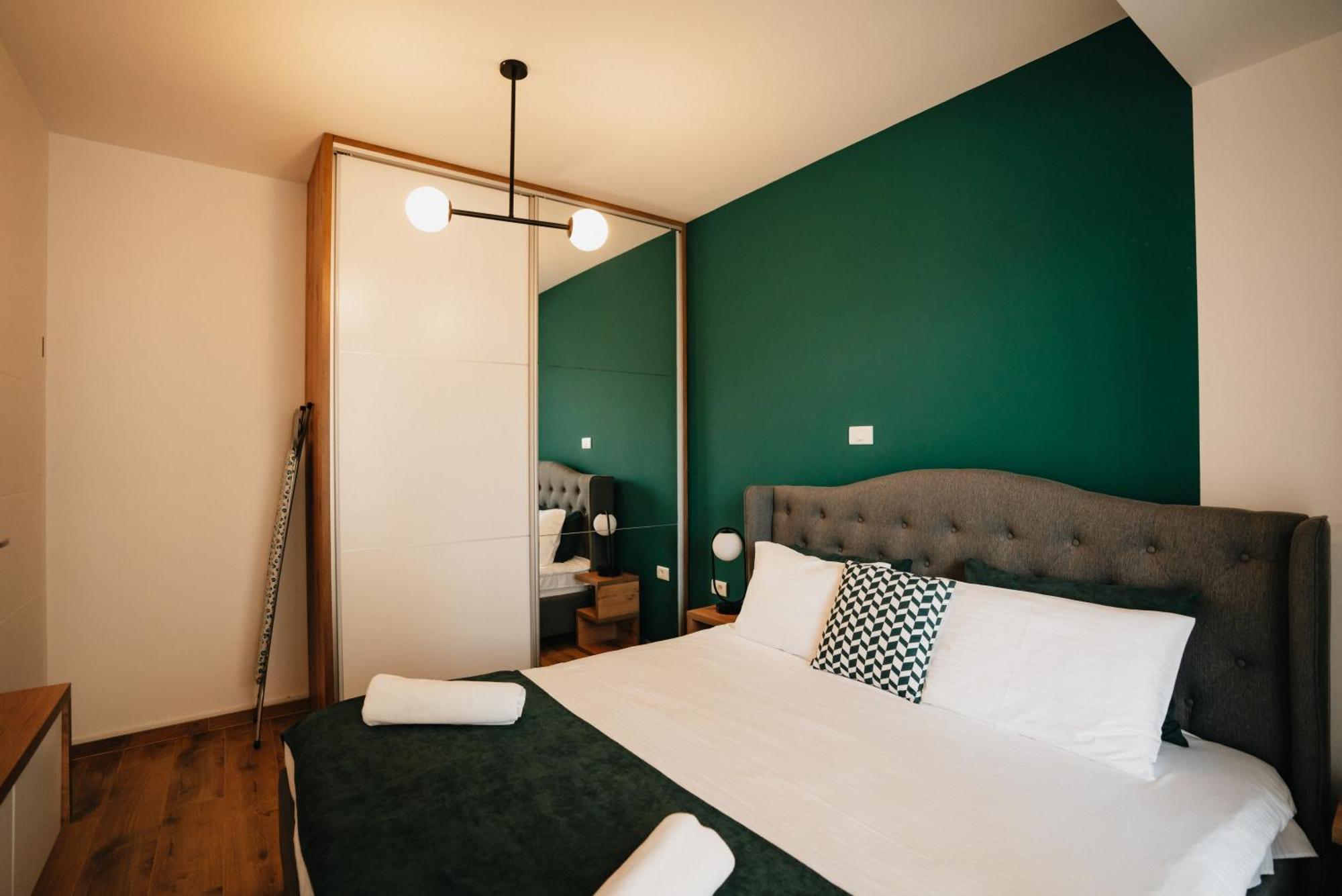 Serenity Downtown Apartments אוהריד מראה חיצוני תמונה